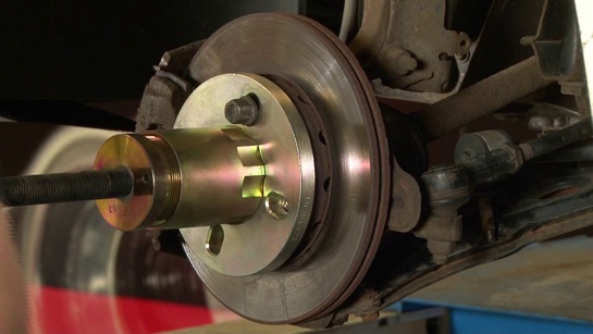 The Mechanic Episode 14 - Changing the drive joint