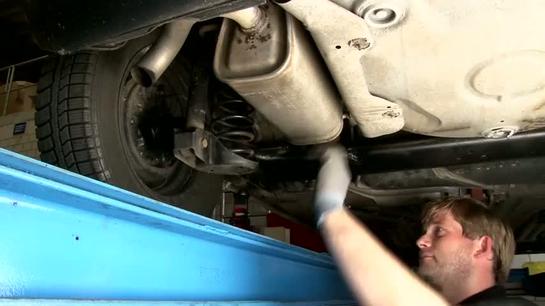 The Mechanic Episode 2 - Changing of shock absorbers